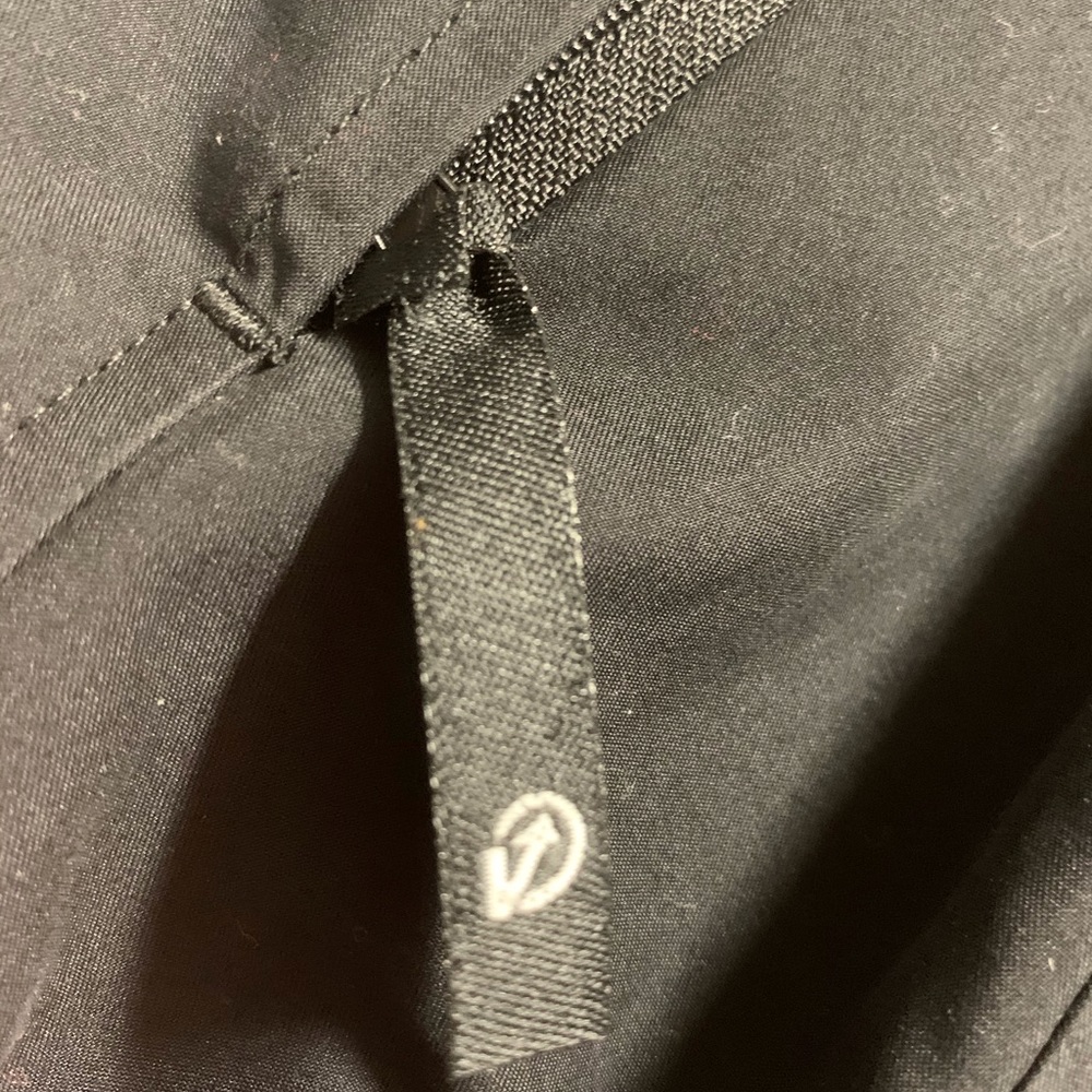 Vertical Pullover - Picture 5 of 6